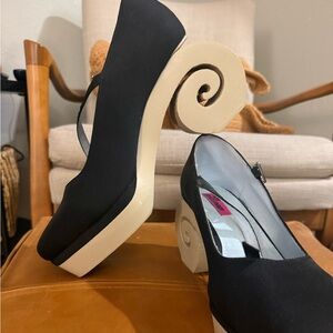 Tyler McGillivary Black Sculpture Heels